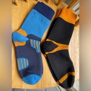 Men’s Neoprene Outdoor Socks Size 9 New Condition- 2 pairs